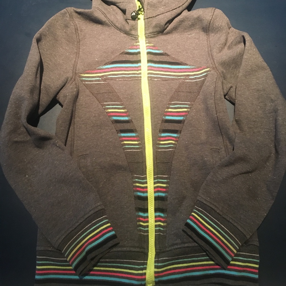 ivivva GIRLS lululemon size 10 gray sparkle zip up HOODIE and knit HAT!